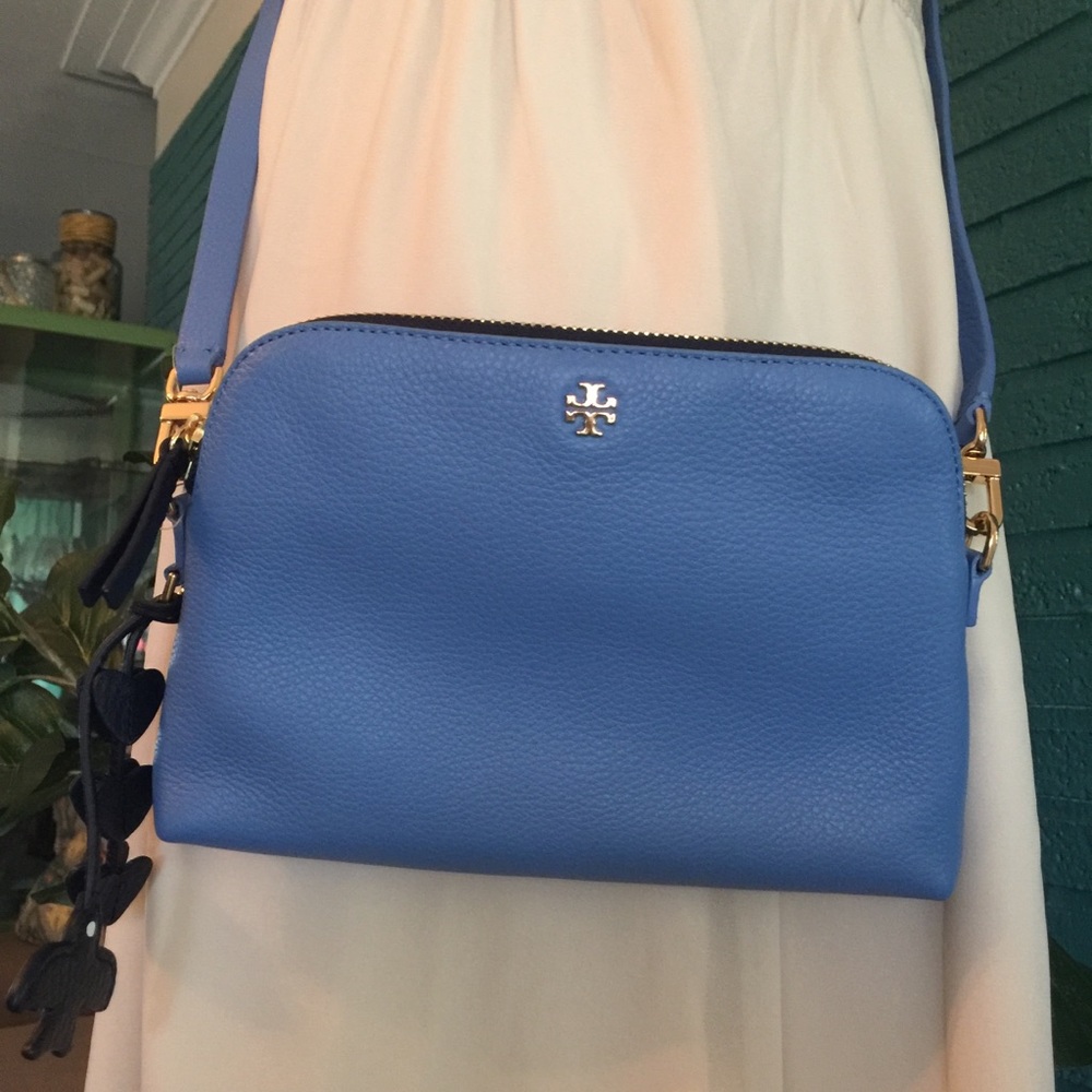 Tory Burch Peace Pebbled Crossbody Montego Blue with cute accents 🕊️